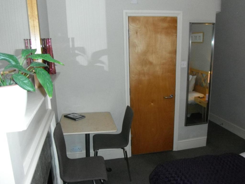 Amherst Hove Buitenkant foto